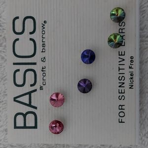 Basics earrings, different colors for sensitive ears.